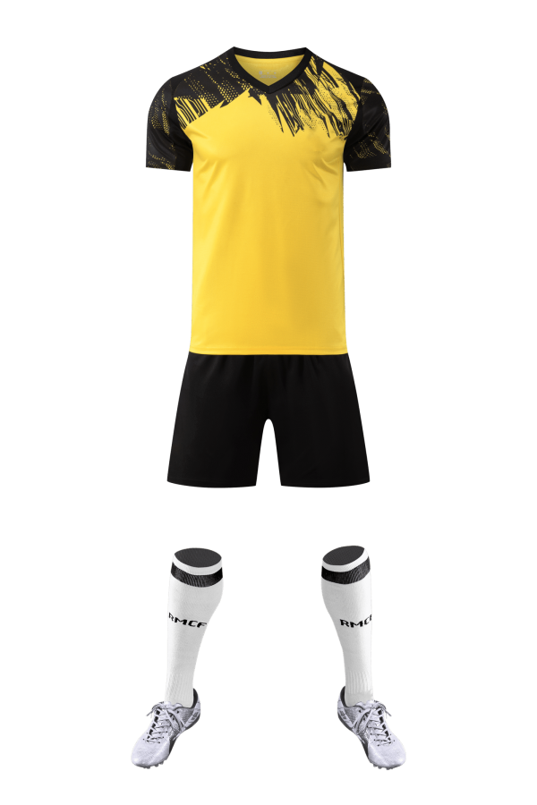 Adult Training Set - Yellow Top with Black Short