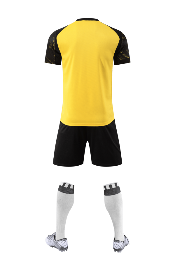Adult Training Set - Yellow Top with Black Short - Image 3